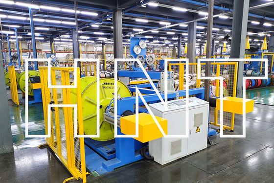 कैंटिलीवर वायर टेक अप मशीन 2500 किग्रा डबल रील स्पूलर